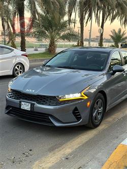 كيا K5